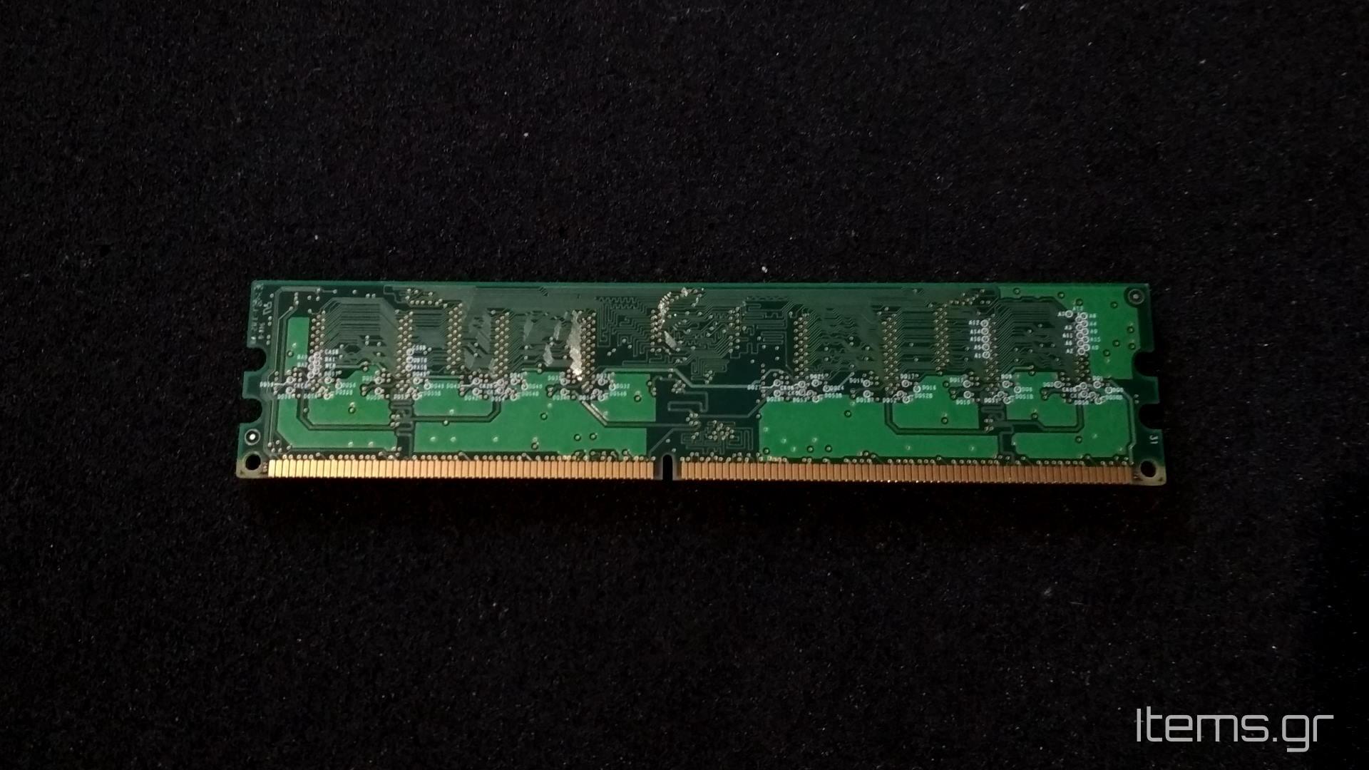 Samsung-1GB-DDR2-667MHz-CL5-DIMM-02
